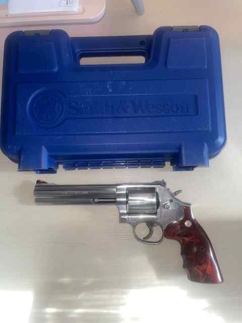 Smith &amp; Wesson 686 6” Barrel