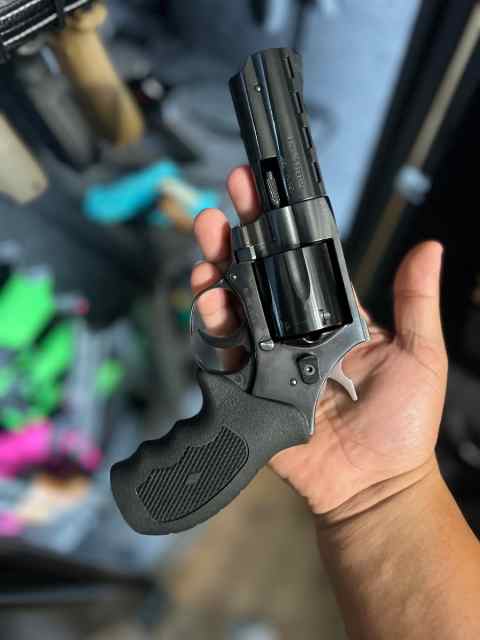 EAA Windicator 357 Magnum/.38 Special