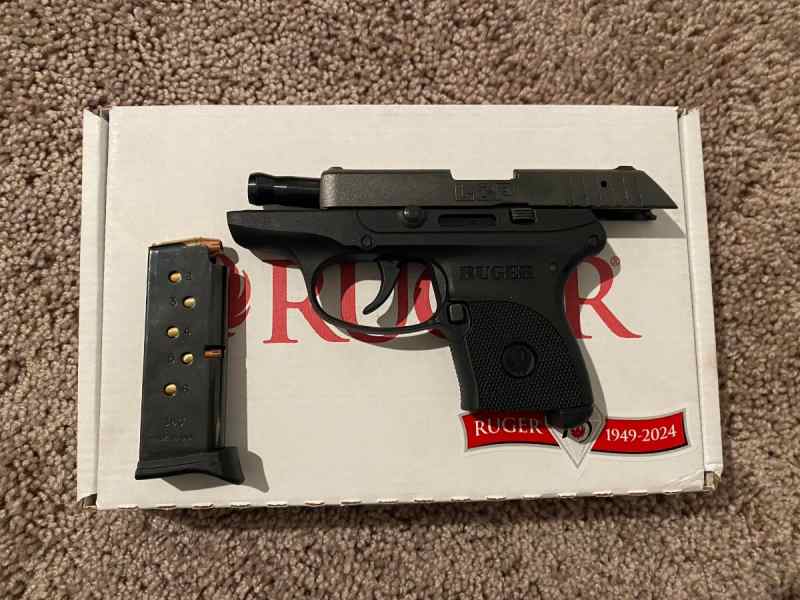 Ruger LCP Original .380 - Like New