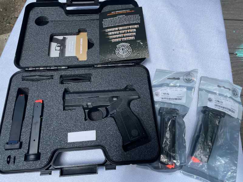 Steyr C9-M2 AF 9mm brand new!