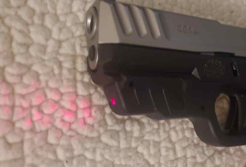 New Smith &amp; Wesson SD9 2.0 9mm w/ laser