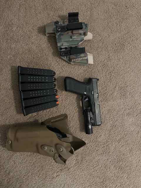 Glock 17 mos load out 