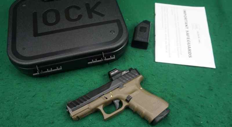 Custom Glock Model 19 Gen4 9mm w/ Holosun Sight