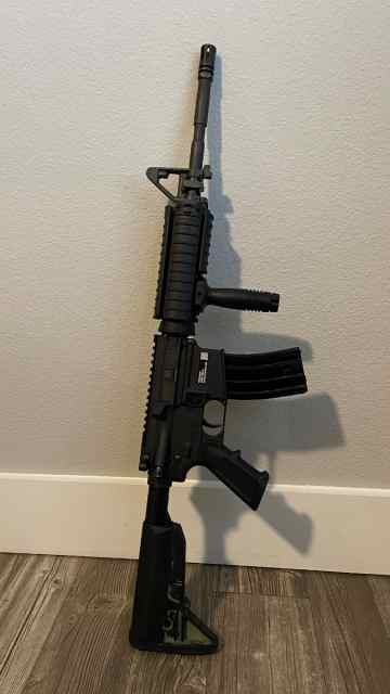 FN 15 Military Collector M4 