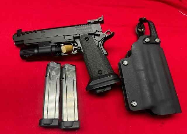 Accuracy X 10mm 2011 custom race gun