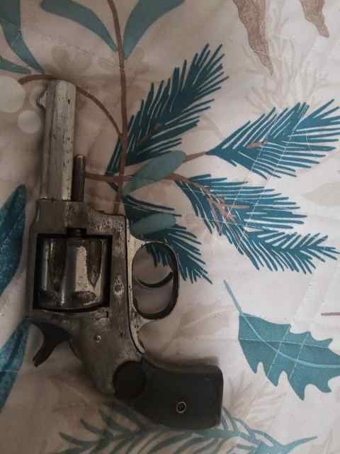 Vintage 32 revolver 