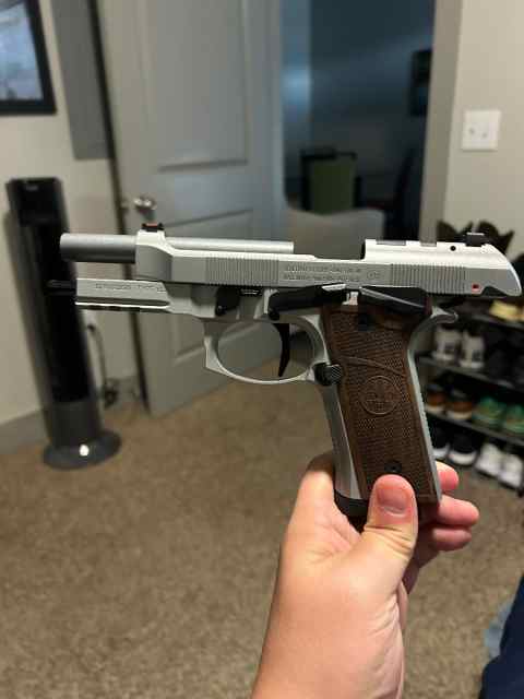 Beretta 92XI Launch Edition