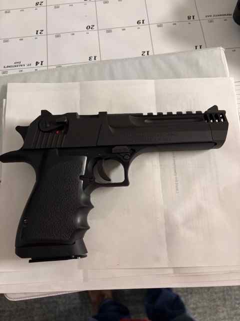 Desert Eagle 