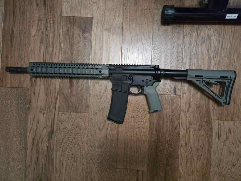Daniel Defense 14.5&quot; P/W 5.56 Rare Green 