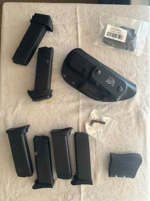 Glock 23 mags, holster, pachmyer,extened mag rel