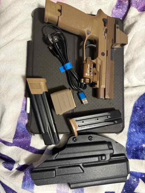 Sig m17 with extras 