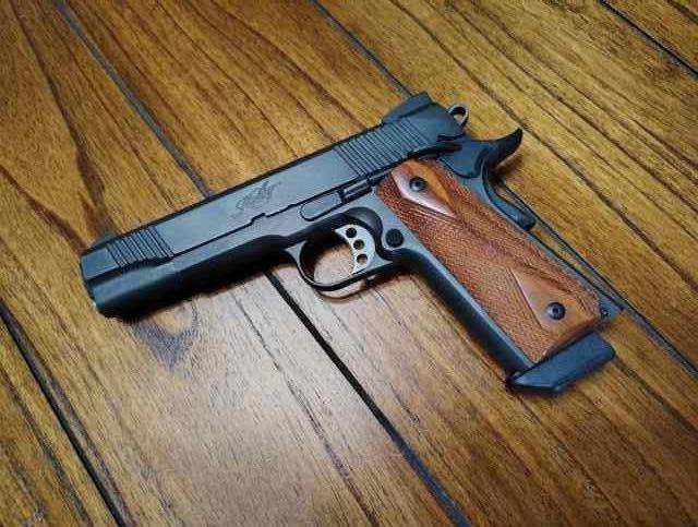 Kimber 1911 Classic Custom 45ACP circa 1999