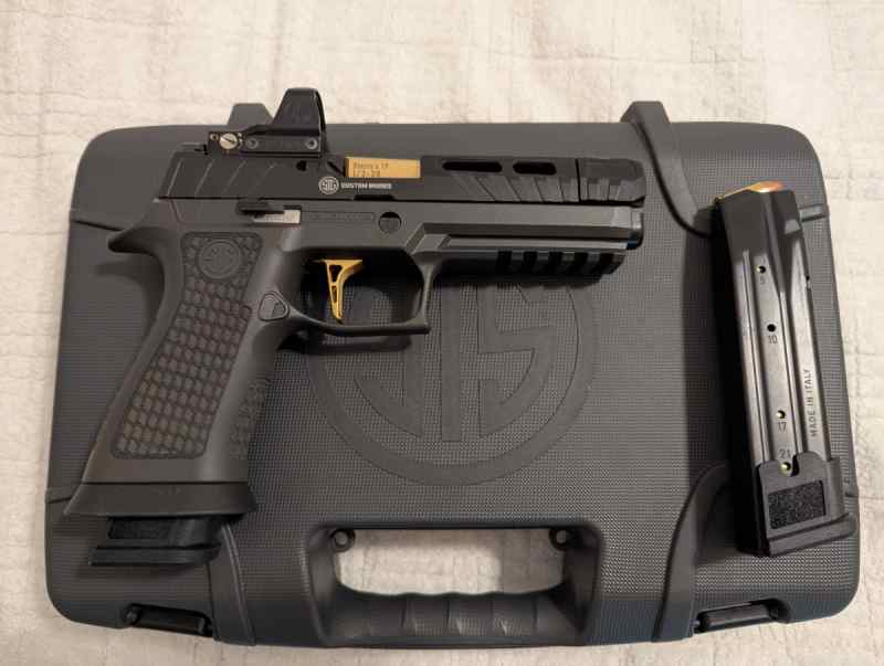 Sig P320 Spectre Comp 9mm