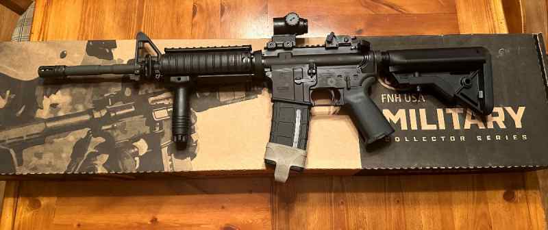 FN M4 Military Collector 