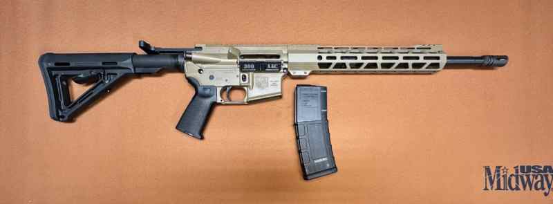 NEW IN BOX-Diamondback Carbon DB15 - 300 BLK - FDE