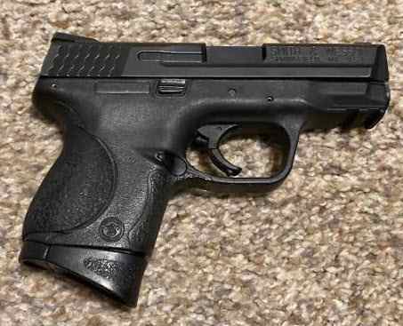 M&P 40c 2.jpg