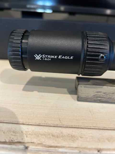 Vortex Strike Eagle 1x8