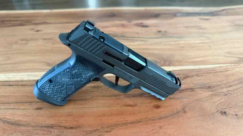 Sig Sauer P365 AXG Legion