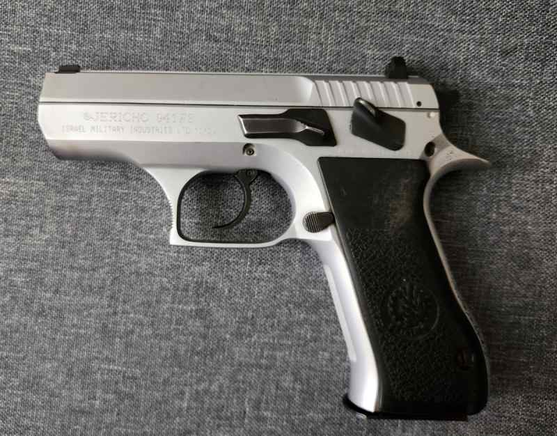 IMI Jericho 941FS Pistol, 9mm.