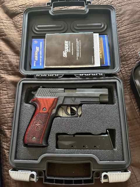 Unfired SIG TX edition 9mm spotless!