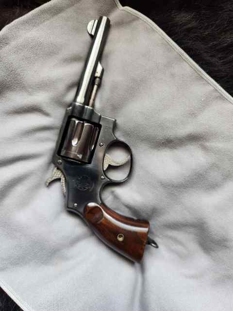 38 SMITH AND WESSON VICTORY REVOLVER