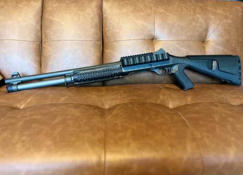 Benelli M4 Tactical 12GA