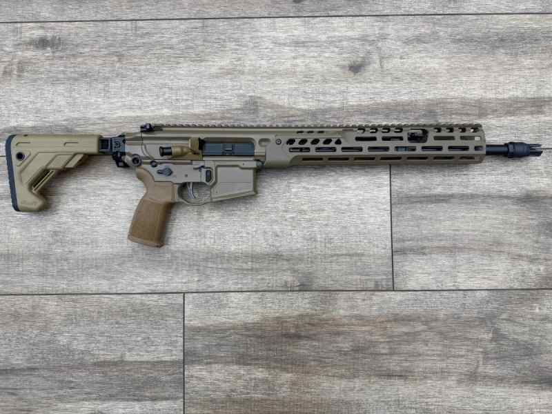 *NEW IN BOX* SIG SAUER MCX SPEAR-LT in 5.56 NATO
