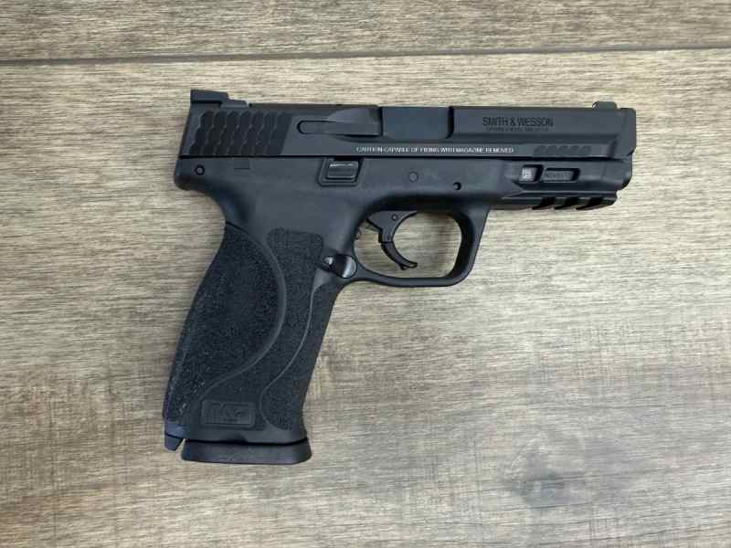 *USED* S&amp;W M&amp;P 2.0 9MM