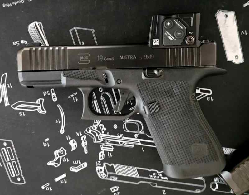 Gen 6 Glock 19 Acro for trade or sale
