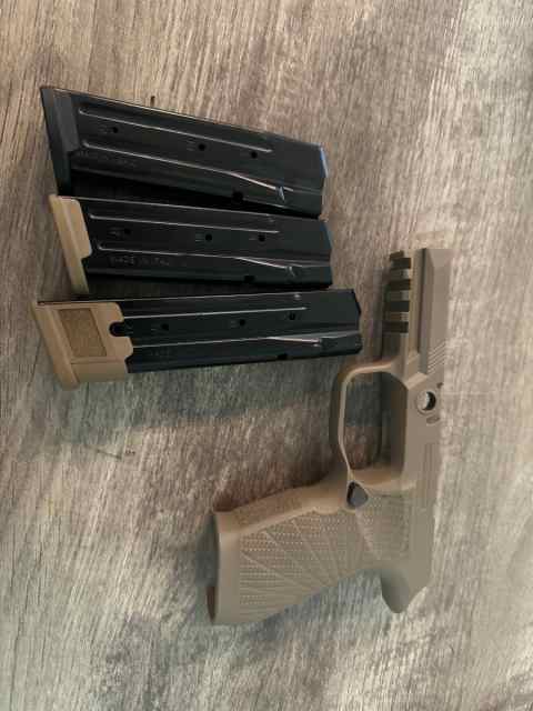 P320 mags and grip modules 