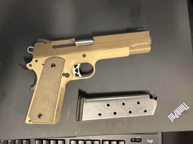 SIG SAUER INC 1911 Desert 45 auto $700