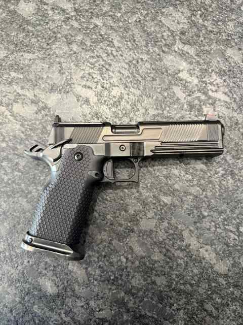 Fowler Industries Vanta 9 (DS 1911/ 2011)