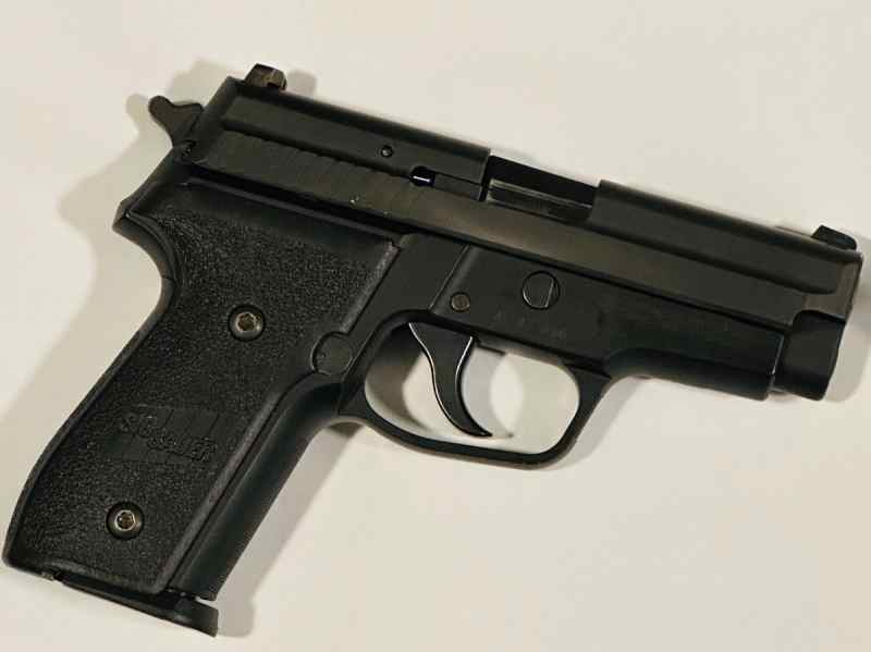 SIG P229, SIG P320 and ANDERSON AR-15 PISTOLS 