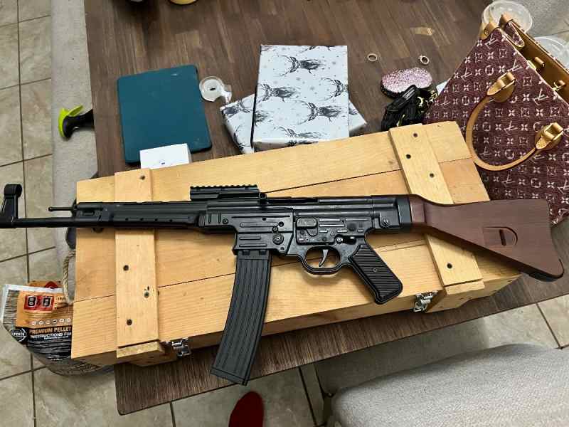 ATI STG44 (.22lr)