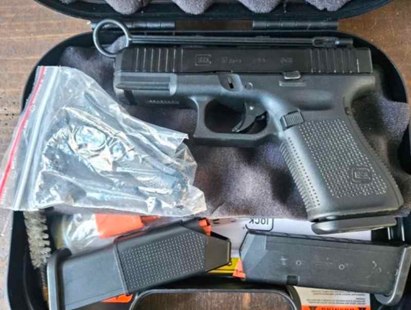 Glock 19 Gen5 9mm Pistol 