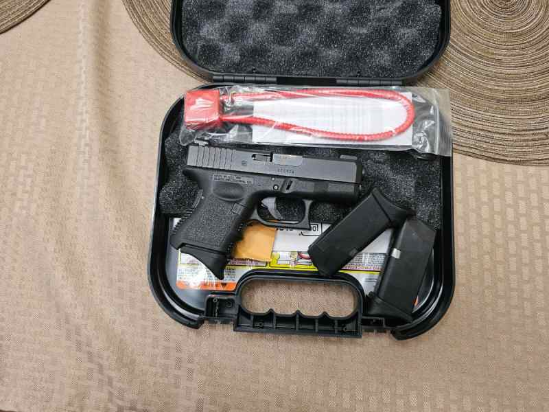 Like New Glock g 27 