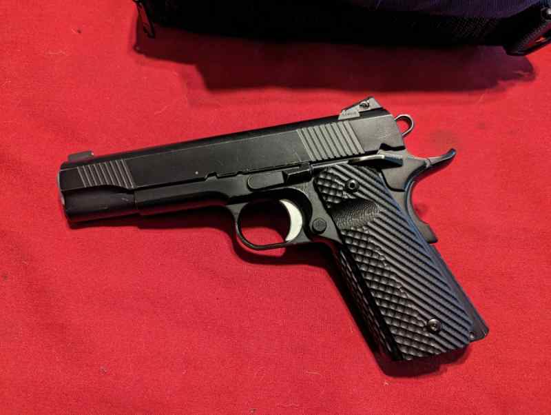 Ed Brown SF 1911 45acp Left Unmarked.jpg