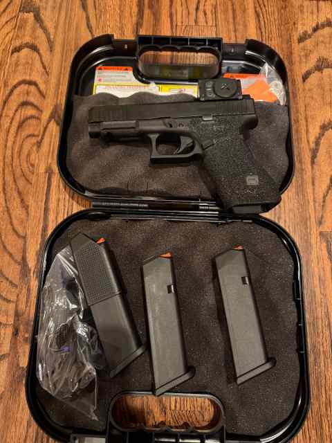 Glock 47 w/ Acro P2, Sig p365XL Comp with Holosun
