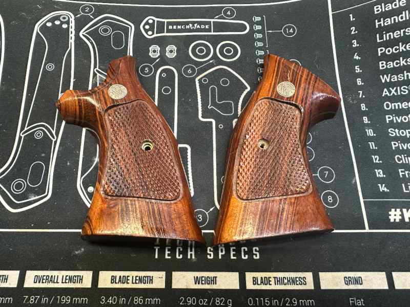 Smith &amp; Wesson K Frame Factory target grips