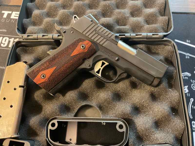 Sig ultra compact 1911