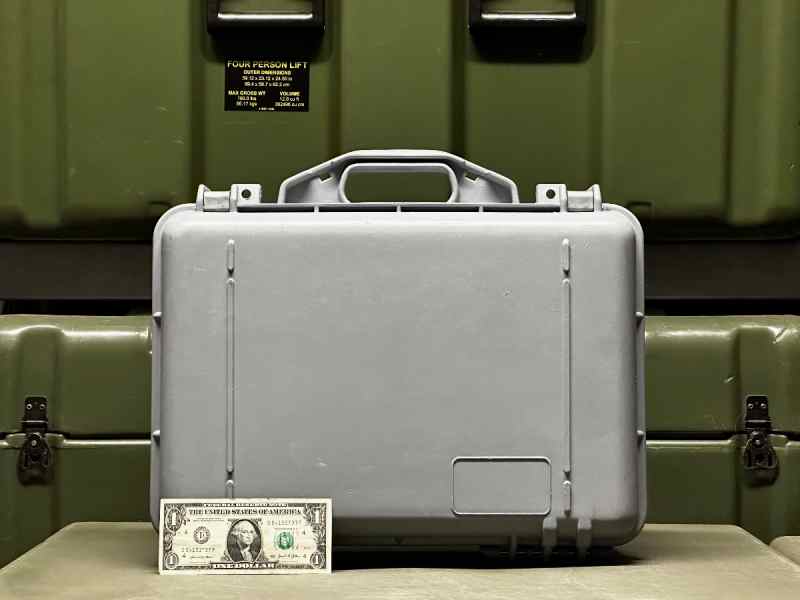 MILITARY INDUSTRIAL PELICAN 1500 STORAGE CASE