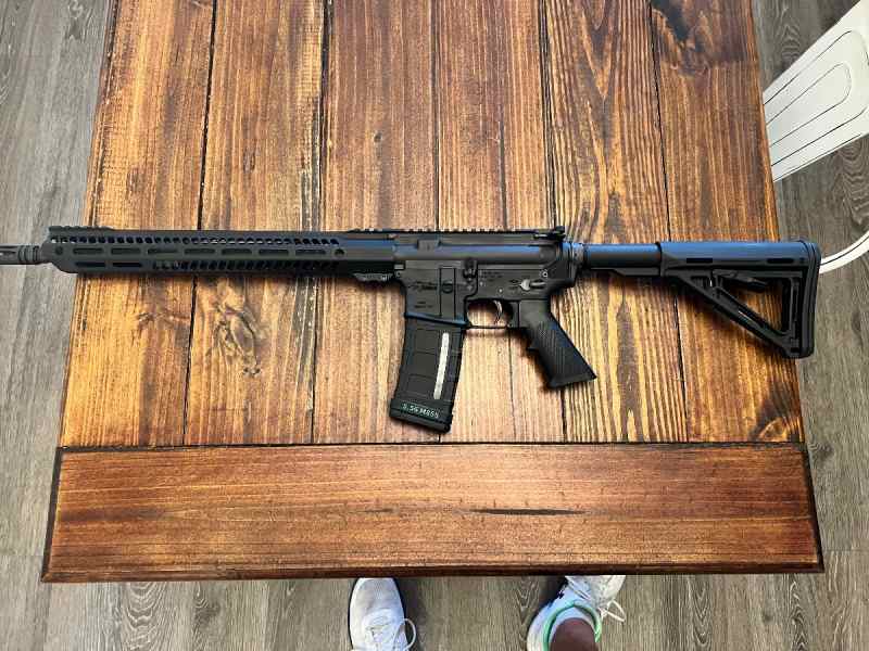 AR-15 CMMG MK IV 5.56 NATO 