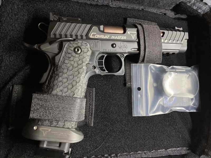 Sti combat master 2011 &quot;John Wick&quot;