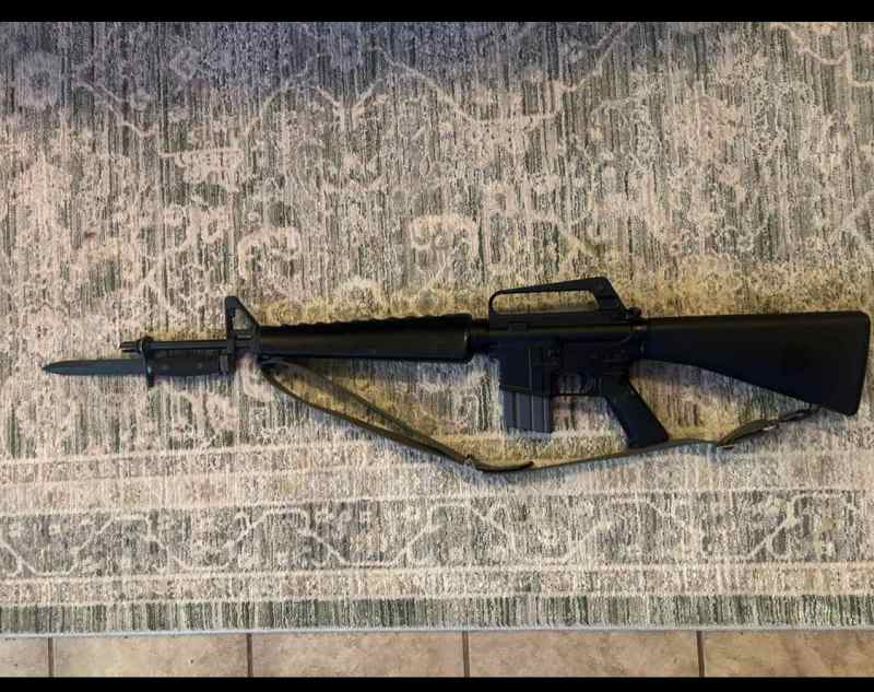 FS/FT XM16E1 w/ bayonet