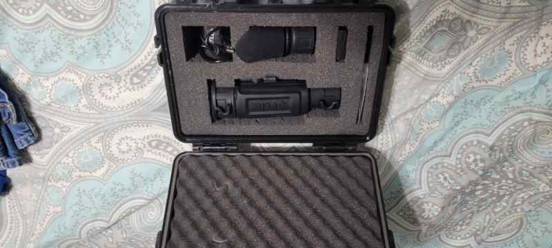 Price drop wtt for guns Flir rs32