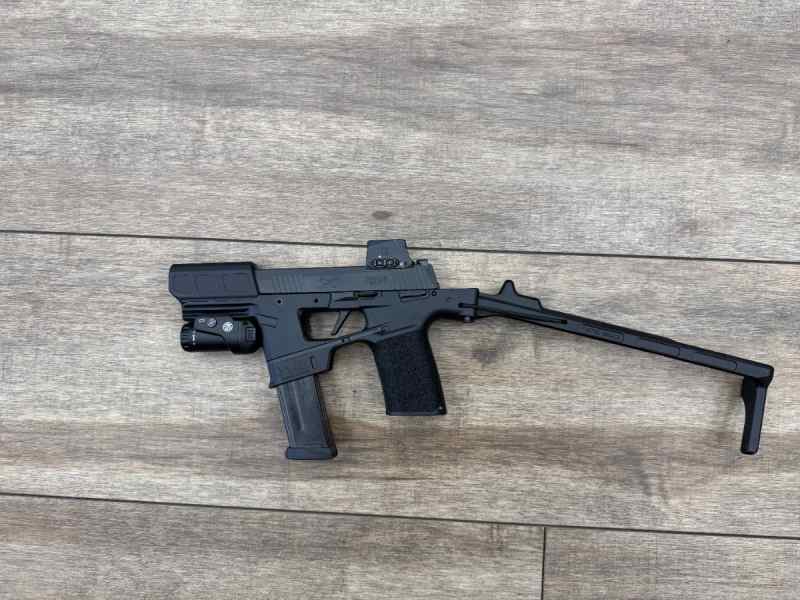 *NEW IN BOX* FLUX P365 WITH OPTIC