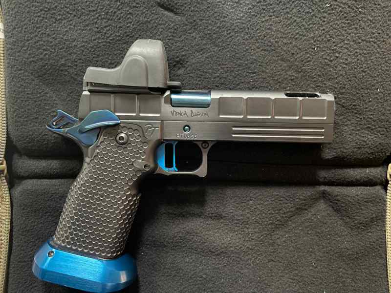 Venom Custom 3Gun Open or LOC, Steel Grip, Ported