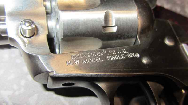 Ruger New Model Single Six .22 (5).JPG