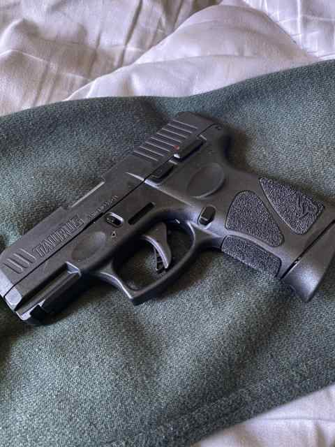 taurus-g3c-my-first-9mm-got-it-169-00-v0-4b1mi1ttxhh91.jpg