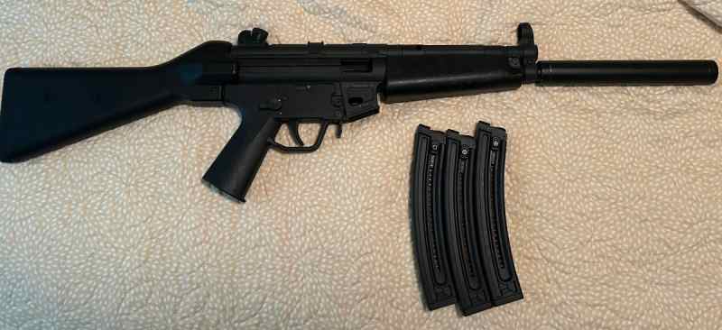 GSG-5 .22lr w/3 magazines 